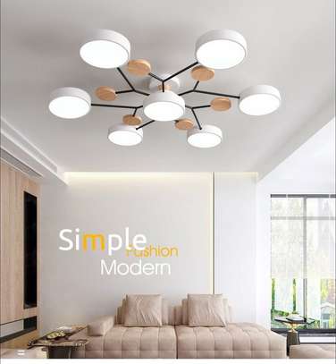 Plafonnier LED 7 lampes métal noir bois clair salon image 2