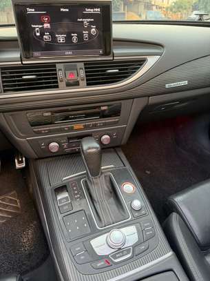 Audi A7 2015 image 4
