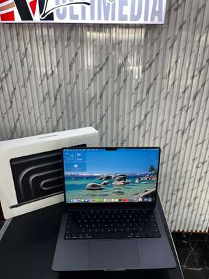 14” M5PRO 24/2TERA image 2