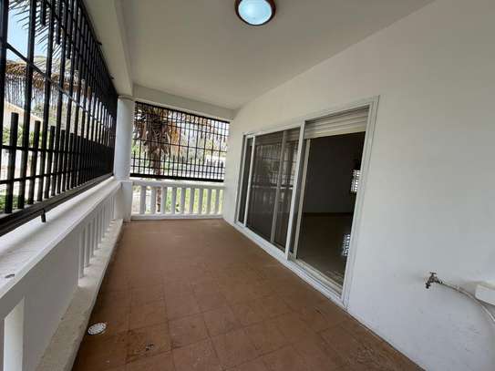 Bel appartement à louer à fann mermoz sur la corniche image 2