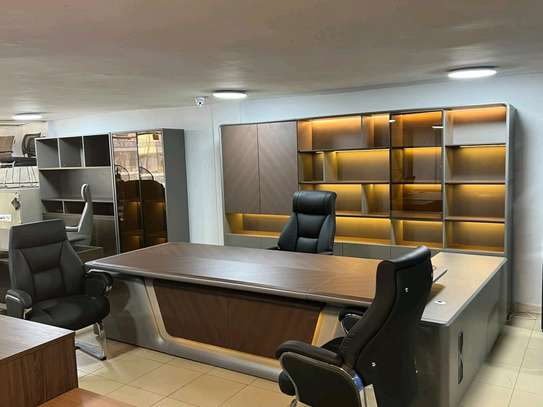 Tables de bureau DG image 7
