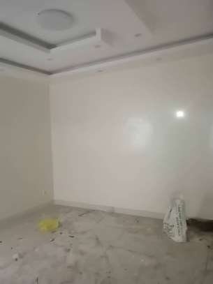 Appartement F3 à louer à Yoff près de la route image 9