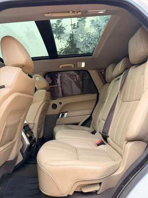 Range rover soort image 9