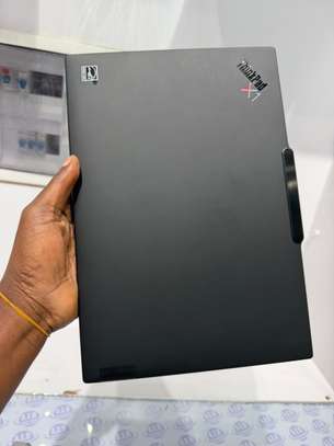 Lenovo thinkpad x1 carbon gen 13 image 2