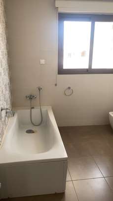 Cosy Appartement F4 Haut Standing moderne image 6