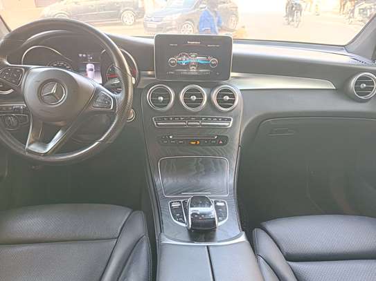Vends GLC 300 4matic 2019 image 7