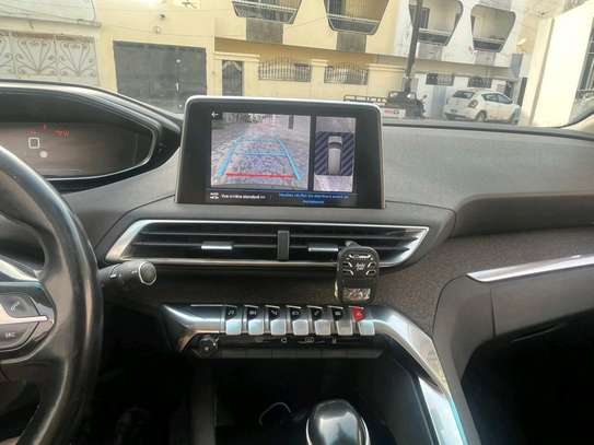 Peugeot 5008 2018 image 3