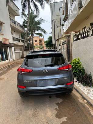 Hyundai Tucson image 2