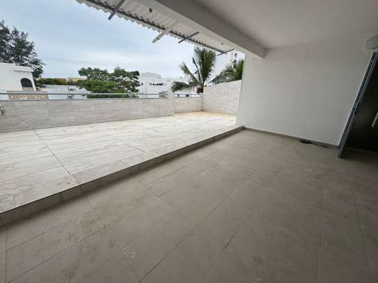 Maison à louer à Mermoz Sotrac image 12