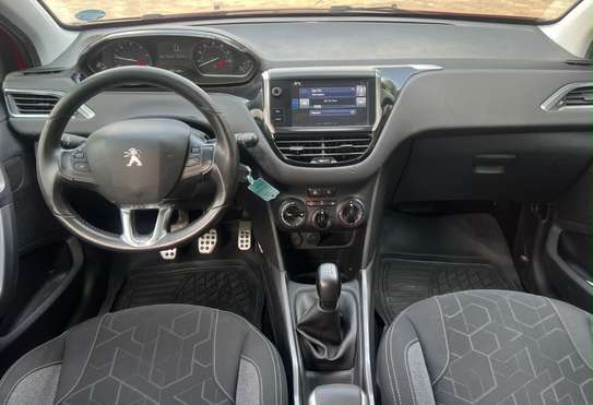 Peugeot 2008 venant manuel diesel image 5