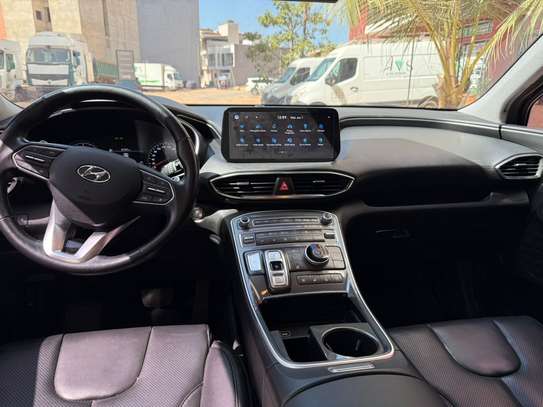 Hyundai Santafe 2020 image 4