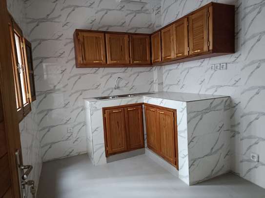 Appartement à louer Sacré Cœur 3 image 5