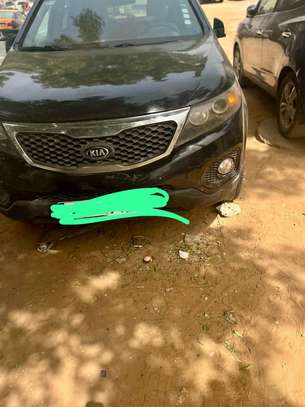 kia sorento image 1