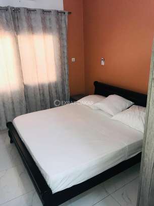 Chambre et appartement meublé kaolack image 1