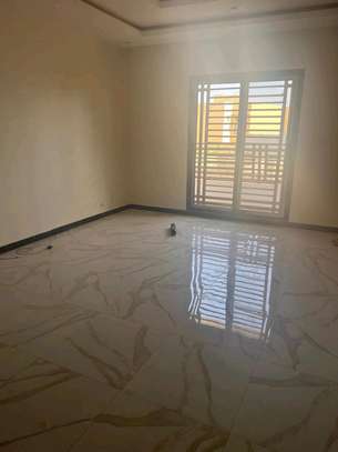 Appartement de 3 chambres salon à Almadies 2 image 3