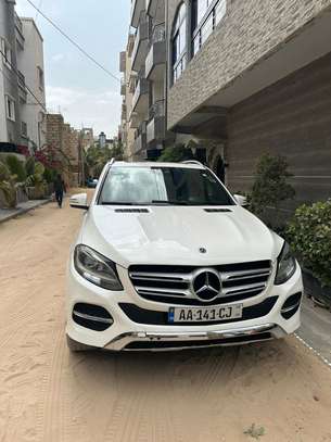 Mercedes GLE 350 image 1