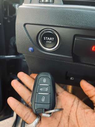 Peugeot 508 2017 image 12