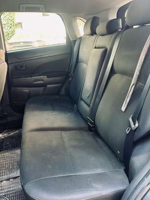 Mitsubishi RVR image 10