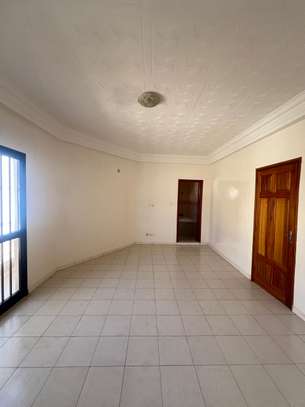 Appartement F4 à louer à Amitié 03 image 11