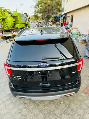 Ford Explorer Limited 2017 image 6