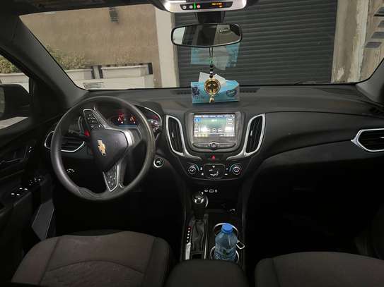 Chevrolet EQUINOX image 3
