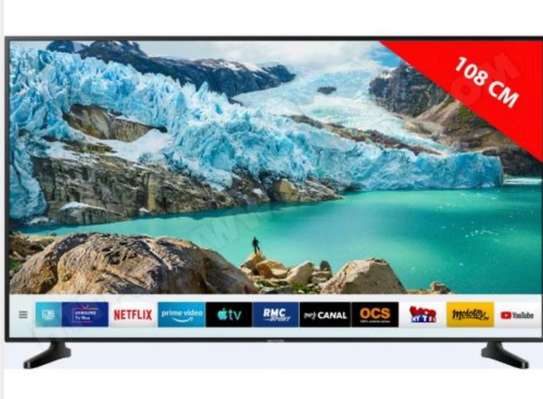 Samsung Full HD Smart TV image 4