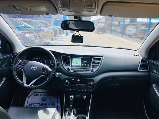 hyundai tucson 2018 2.0 image 9