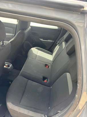 Renault duster 2018 image 4
