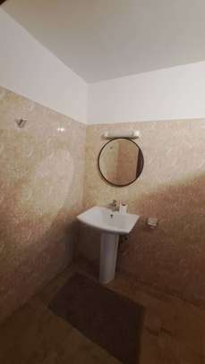 2 CHAMBRES NON MEUBLEES A LOUER A NGOR MARINA BAY image 7
