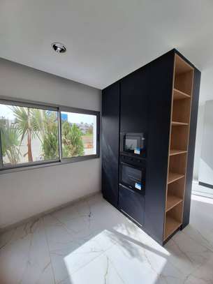 Appartement neuf à louer aux almadies, cote king fath palace image 11