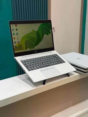 Hp Elitebook 745 G6 image 2
