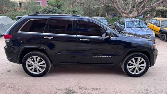 Jeep grand Cherokee image 2
