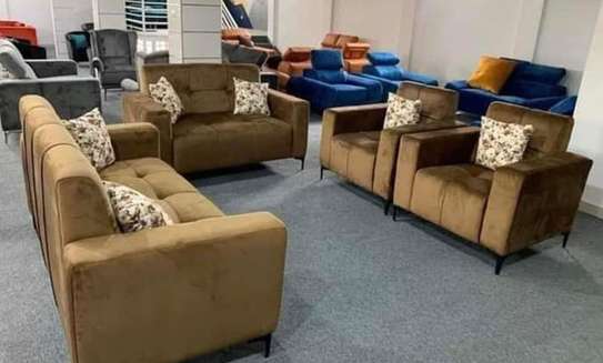 Canapés,fauteuils,sofas,salons image 1