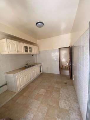 Un Appartement F3 à louer à Ngor Diarama image 11