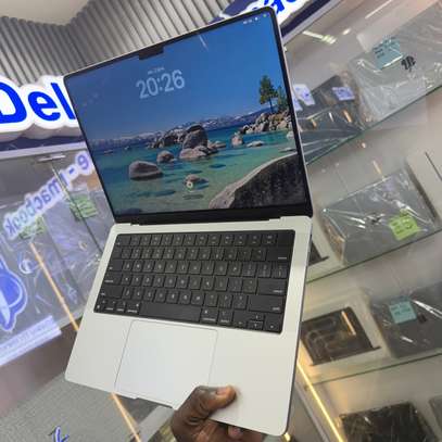 MacBook Pro M1 Pro 14 Pouces Ram 16Go SSD 512Go image 1