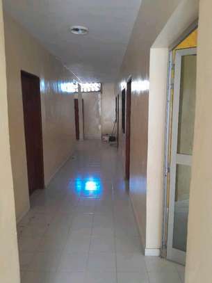 Mermoz comico appart F4 a louer image 5