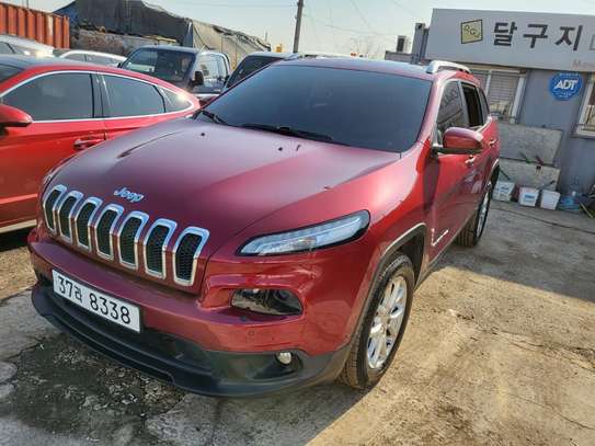 Jeep Cherokee image 6