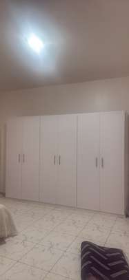Armoire 6 battants blanche image 6