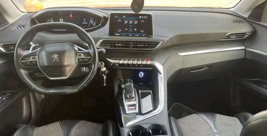 Peugeot 3008 automatique diesel 2018 image 4