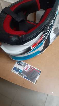arrivage casques neuves homologués image 7