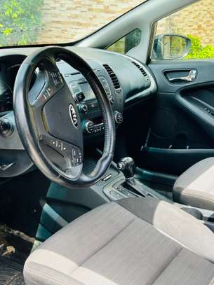 Kia forte full option image 4