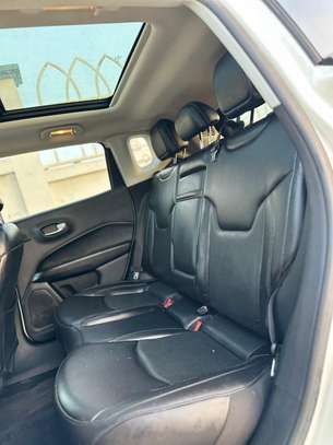 Jeep compass 2019 image 4