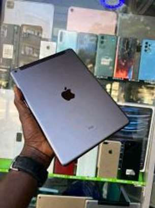 iPad 7th generation cellulaire image 3