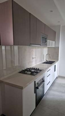 Appartement à louer au Point E image 11