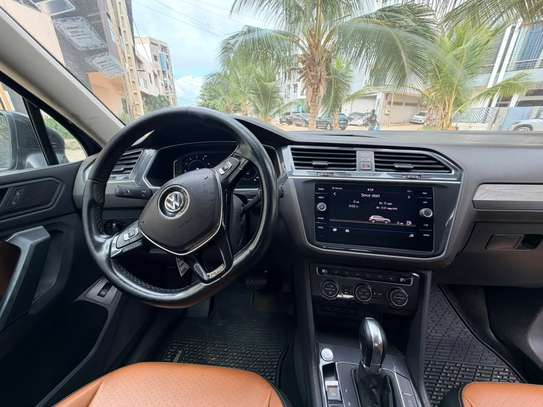Volkswagen Tiguan 2019 image 2