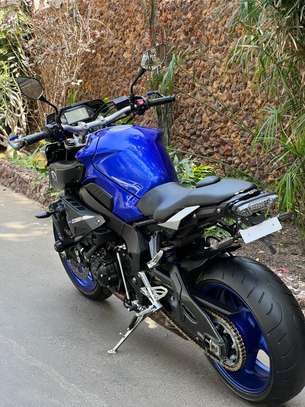 Yamaha MT 10 image 4
