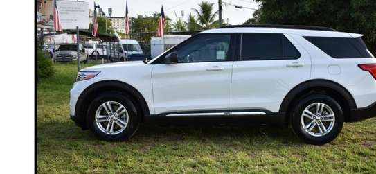 Ford Explorer XLT 2020 image 1