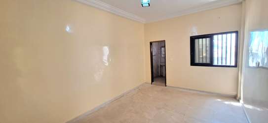 Spacieux 3 chambres, espace de vie ideal pour famille image 8