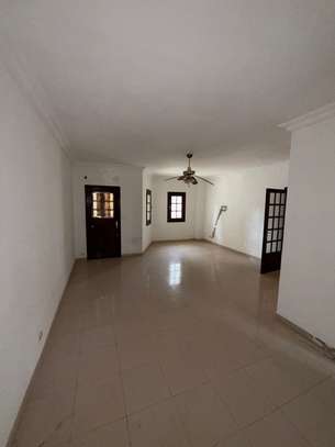 VILLA R+1 A LOUER image 5