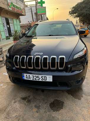Location: Une TRÈS TRÈS BELLE JEEP CHEROKEE image 1